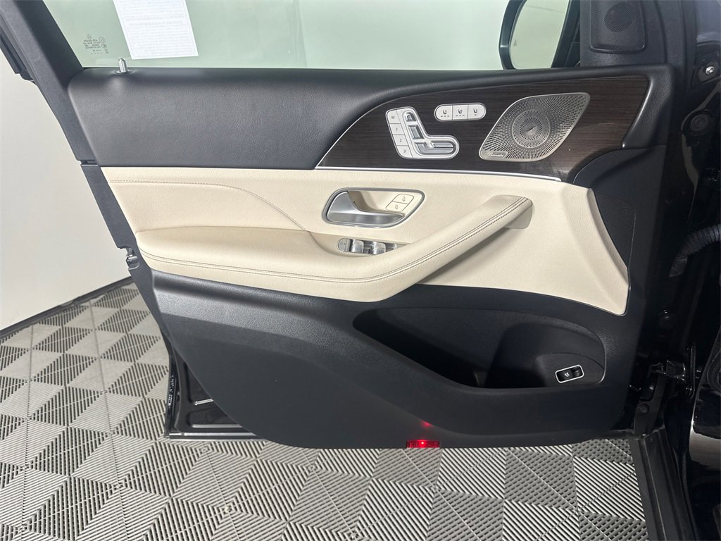 Used 2024 Mercedes-Benz GLE 350 4MATIC image 10