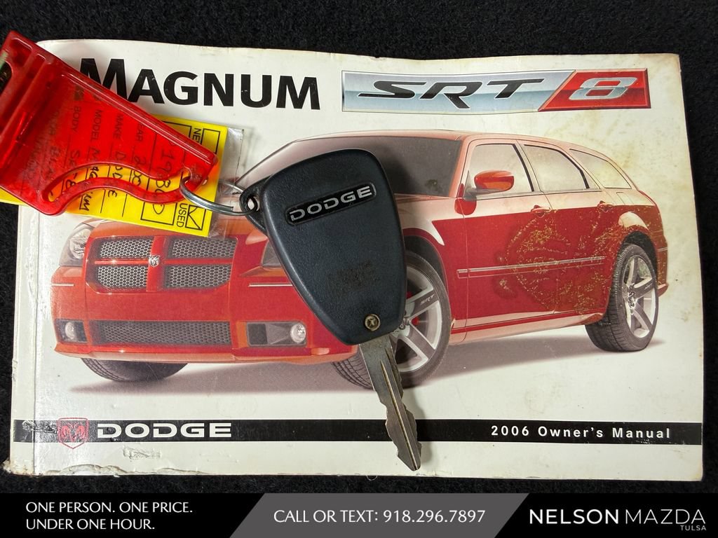 Used 2006 Dodge Magnum SRT8 w/ SRT Option Group III RWD image 49