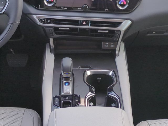 New 2026 Lexus RX 350 w/ Convenience Package AWD/4WD image 18