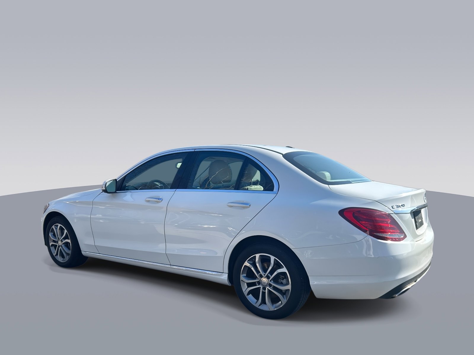 Used 2015 Mercedes-Benz C 300 4MATIC Sedan image 5