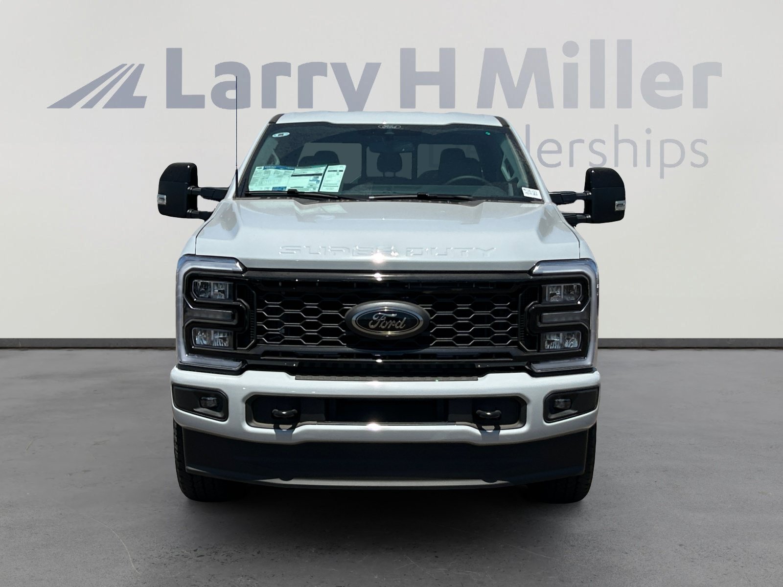 New 2026 Ford F250 Lariat w/ Black Appearance Package AWD/4WD image 8