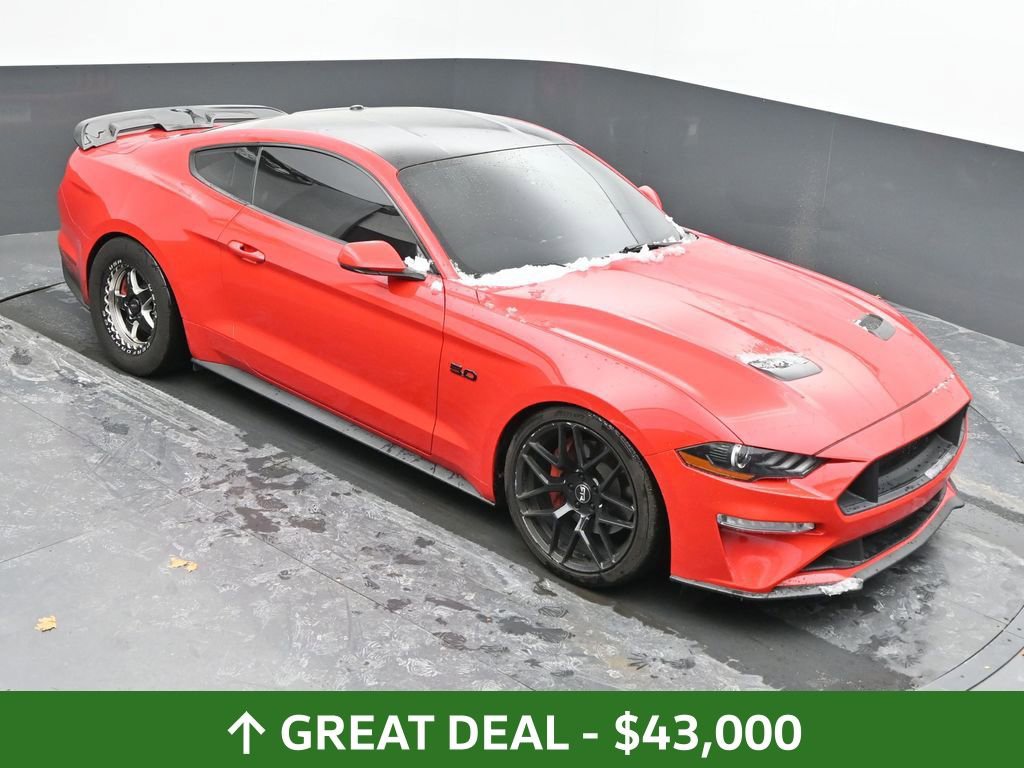 Used 2019 Ford Mustang GT Premium w/ Equipment Group 401A RWD image 32