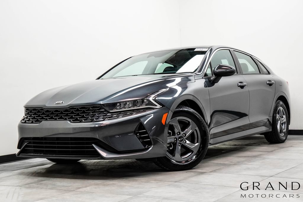 Used 2021 Kia K5 LXS FWD image 1