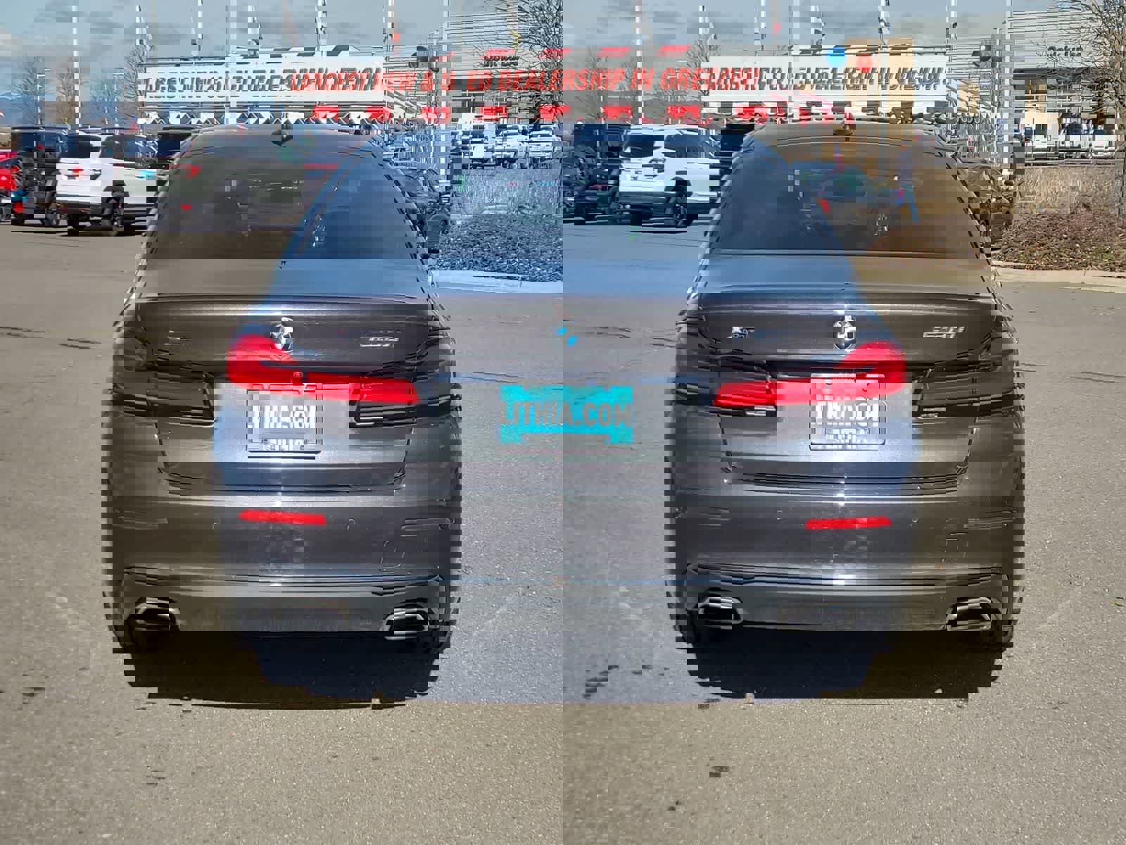 Used 2022 BMW 530i xDrive w/ Premium Package image 13