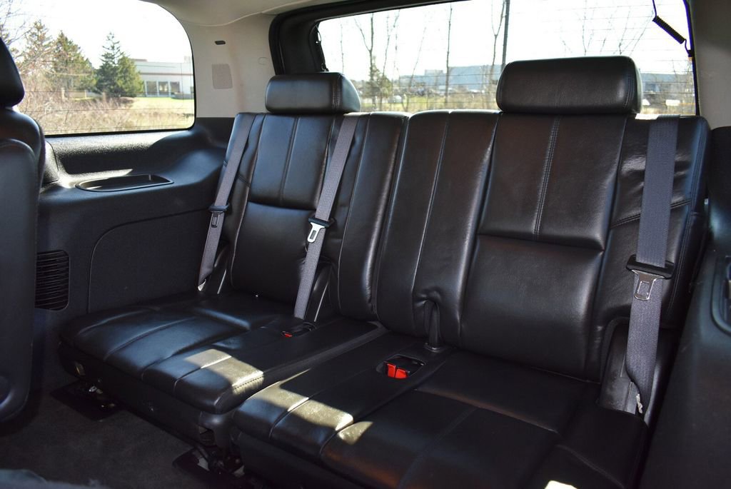 Used 2008 GMC Yukon Denali image 32