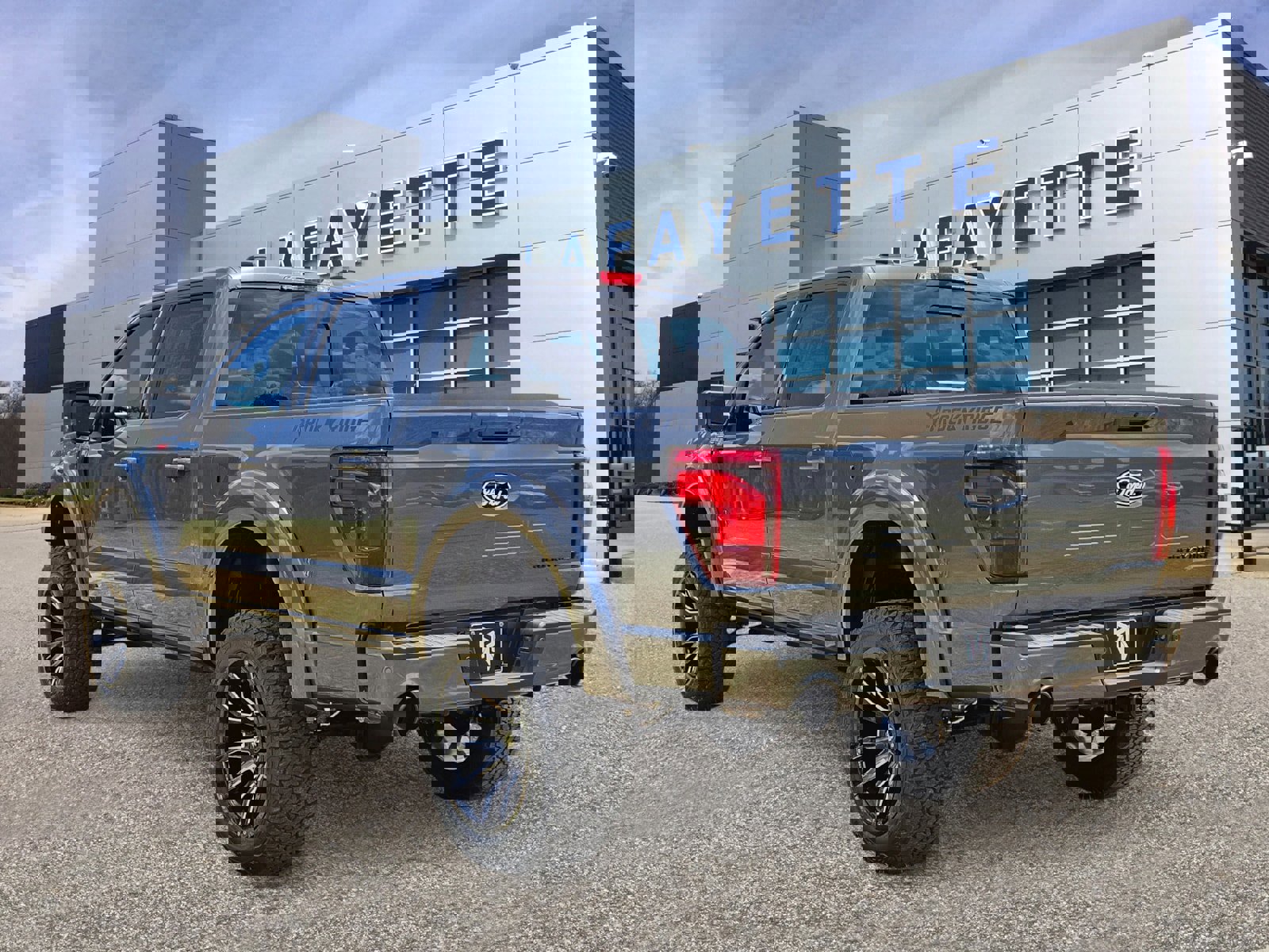 New 2025 Ford F150 XLT w/ Equipment Group 303A High image 5