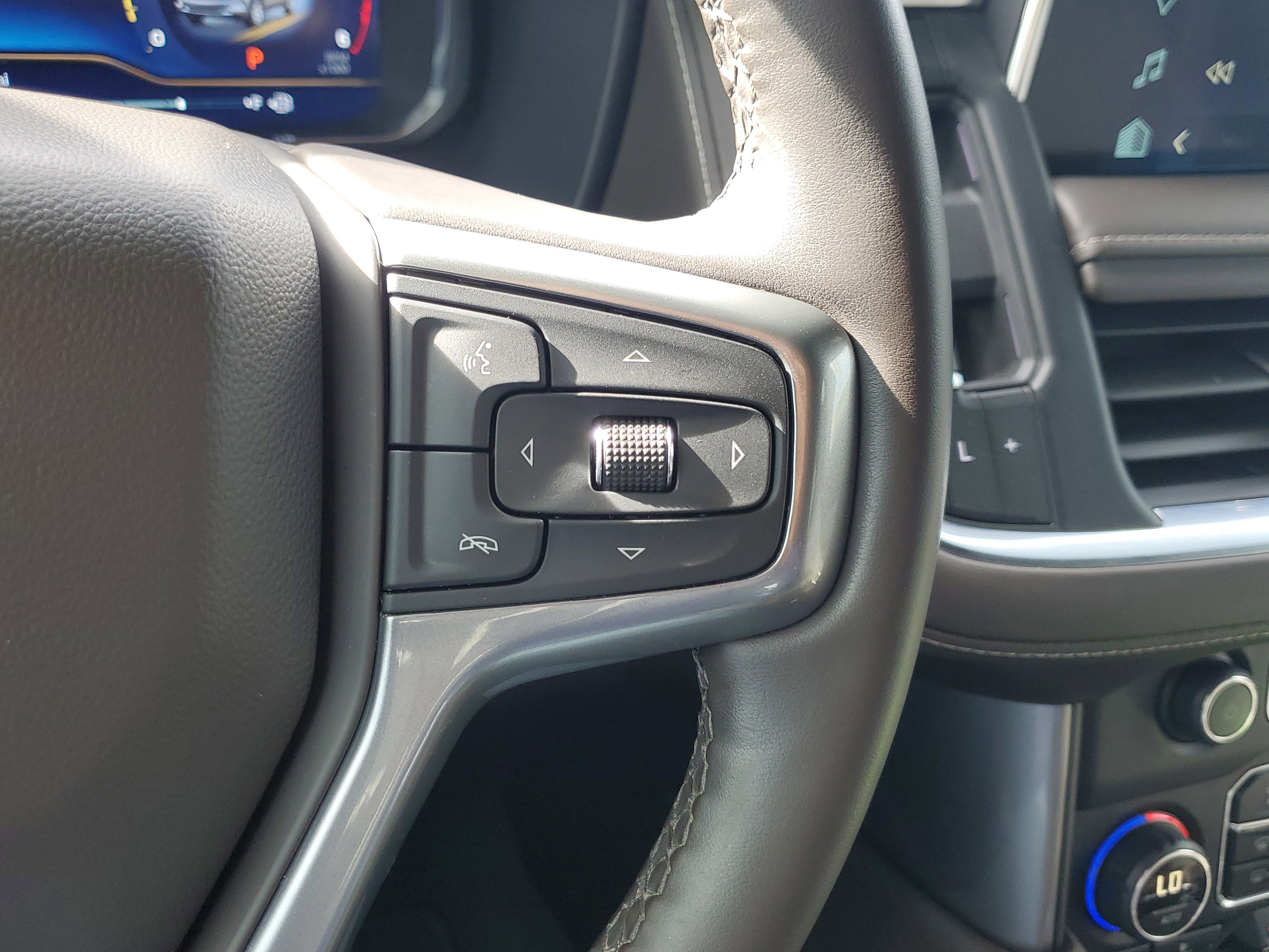 Used 2024 Chevrolet Tahoe LT w/ LT Signature Package image 25