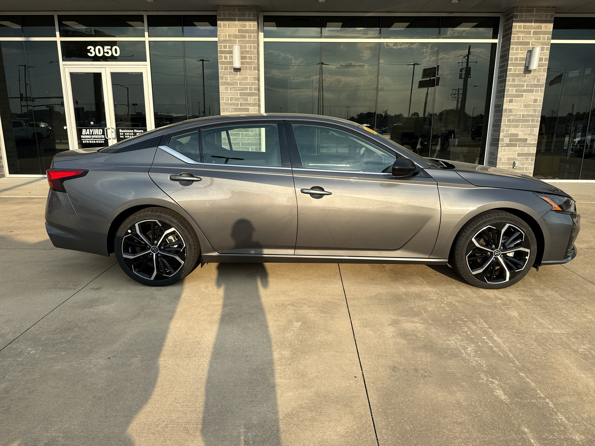 Used 2026 Nissan Altima 2.5 SR FWD image 8