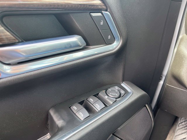 Used 2023 Chevrolet Silverado 1500 LT AWD/4WD image 32