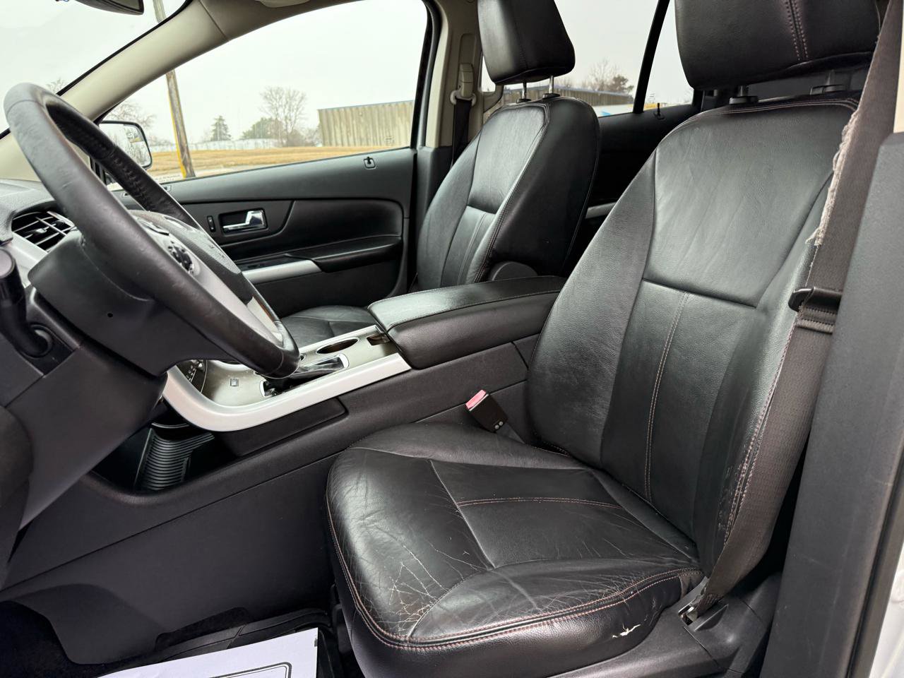 Used 2011 Ford Edge SEL w/ Canadian Comfort Pkg AWD/4WD image 15