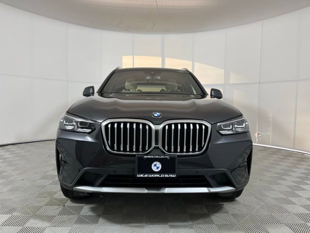 Used 2023 BMW X3 xDrive30i w/ Premium Package image 2