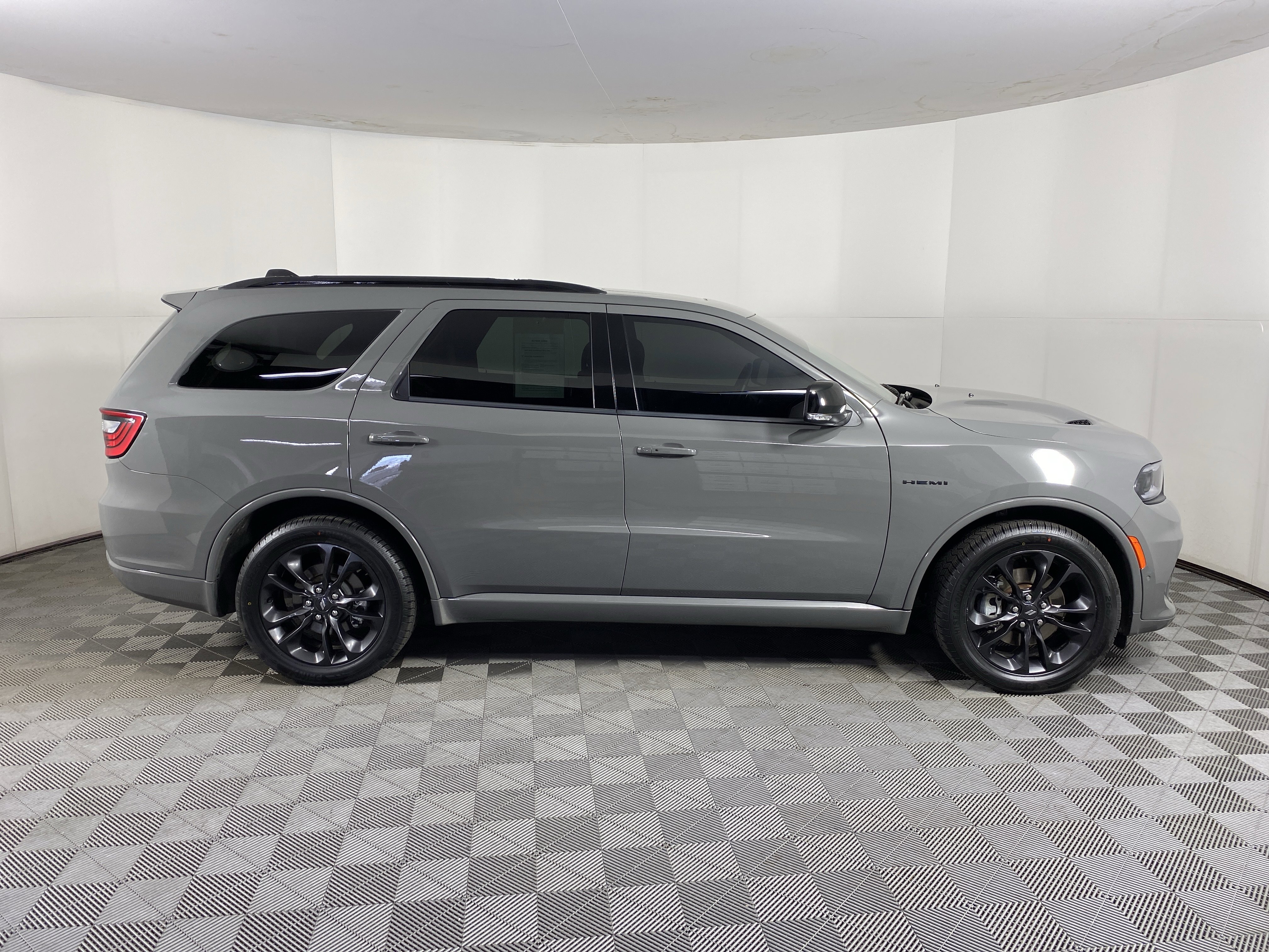 Used 2023 Dodge Durango R/T image 8