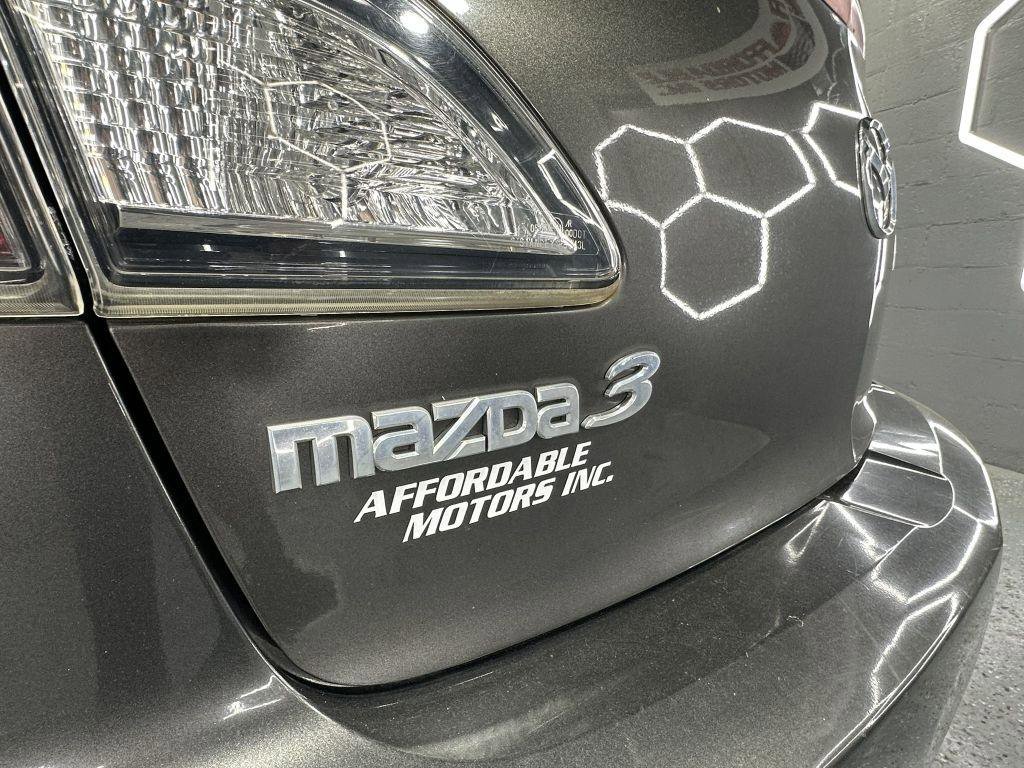 Used 2010 MAZDA MAZDA3 i Touring FWD image 24