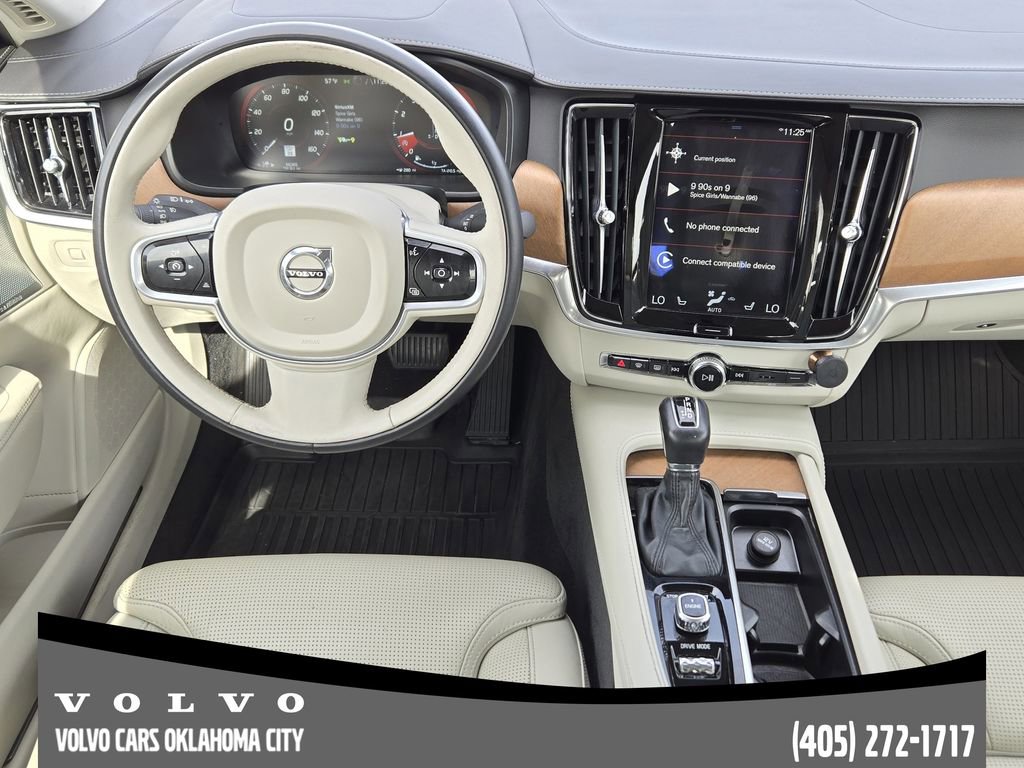 Used 2017 Volvo S90 T6 Inscription w/ Vision Package image 26