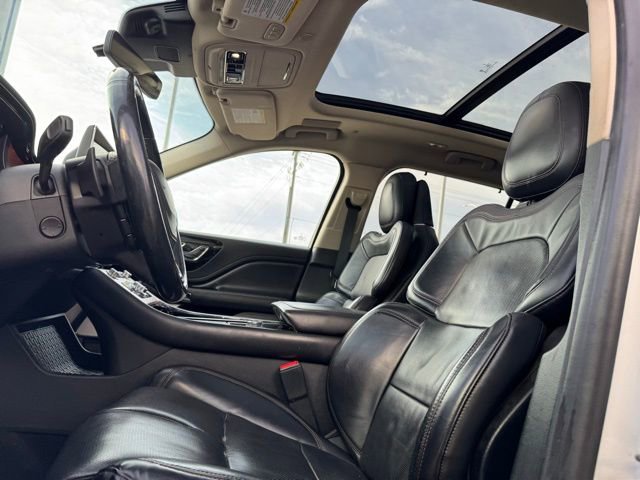 Used 2020 Lincoln Aviator Reserve w/ Equipment Group 201A image 9