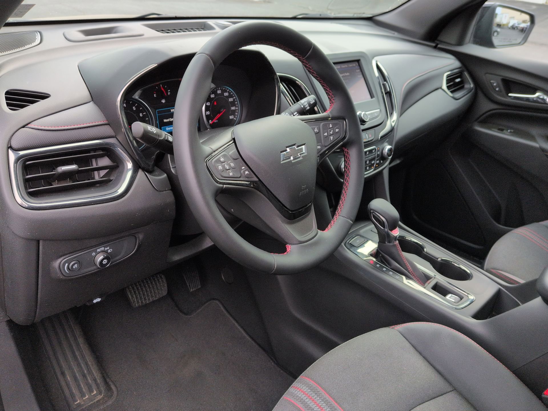 Certified 2023 Chevrolet Equinox RS AWD/4WD image 10