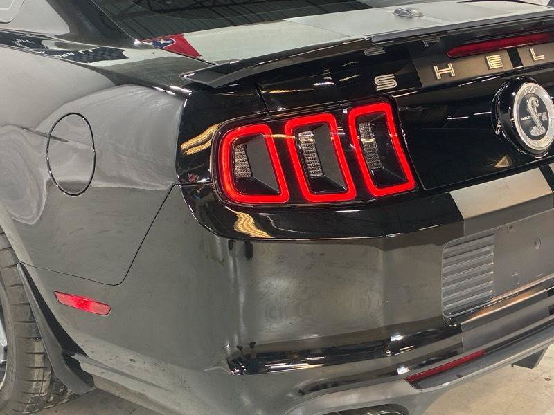Used 2013 Ford Mustang Shelby GT500 RWD image 7