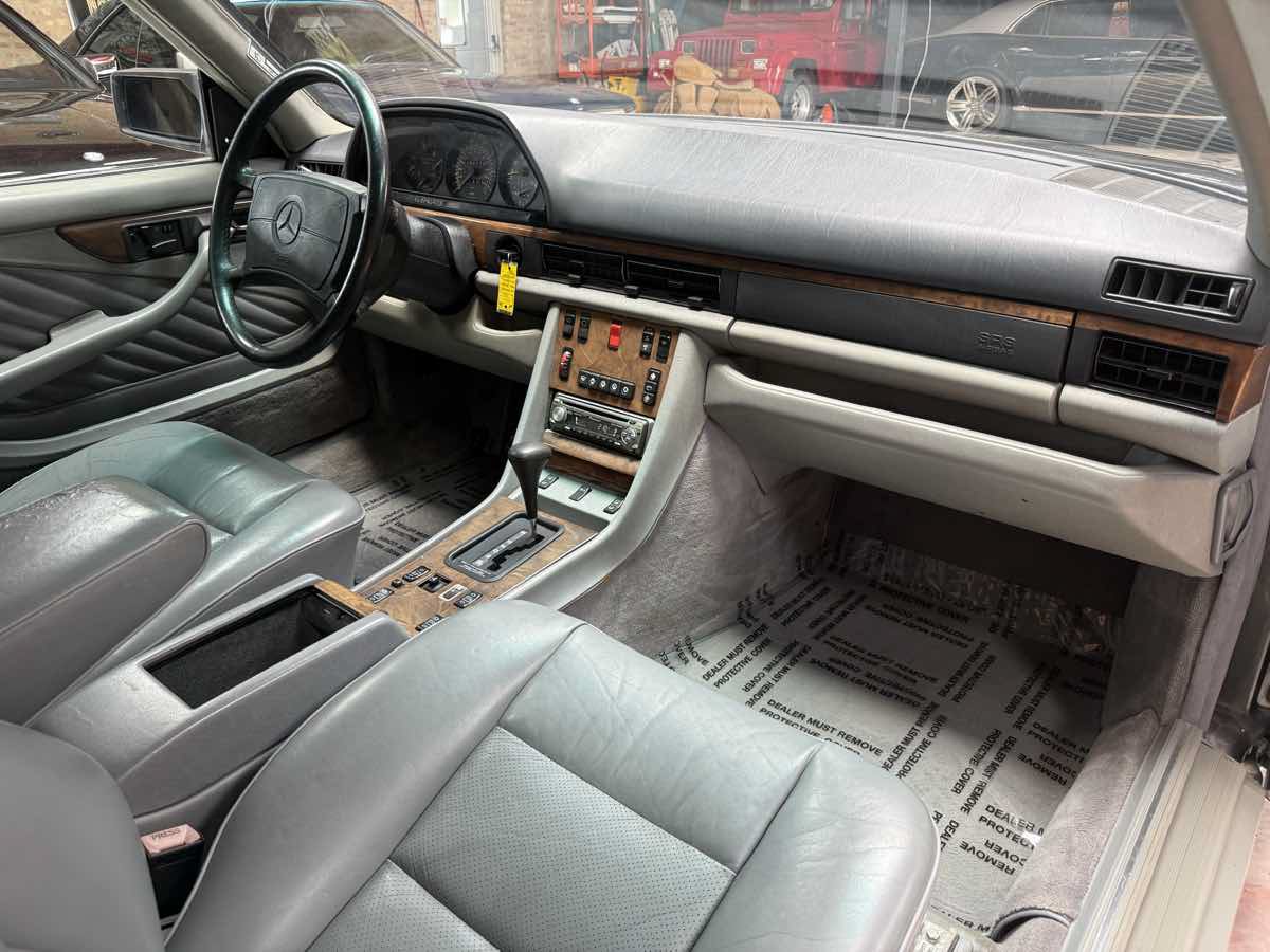 Used 1990 Mercedes-Benz 560 SEC image 11