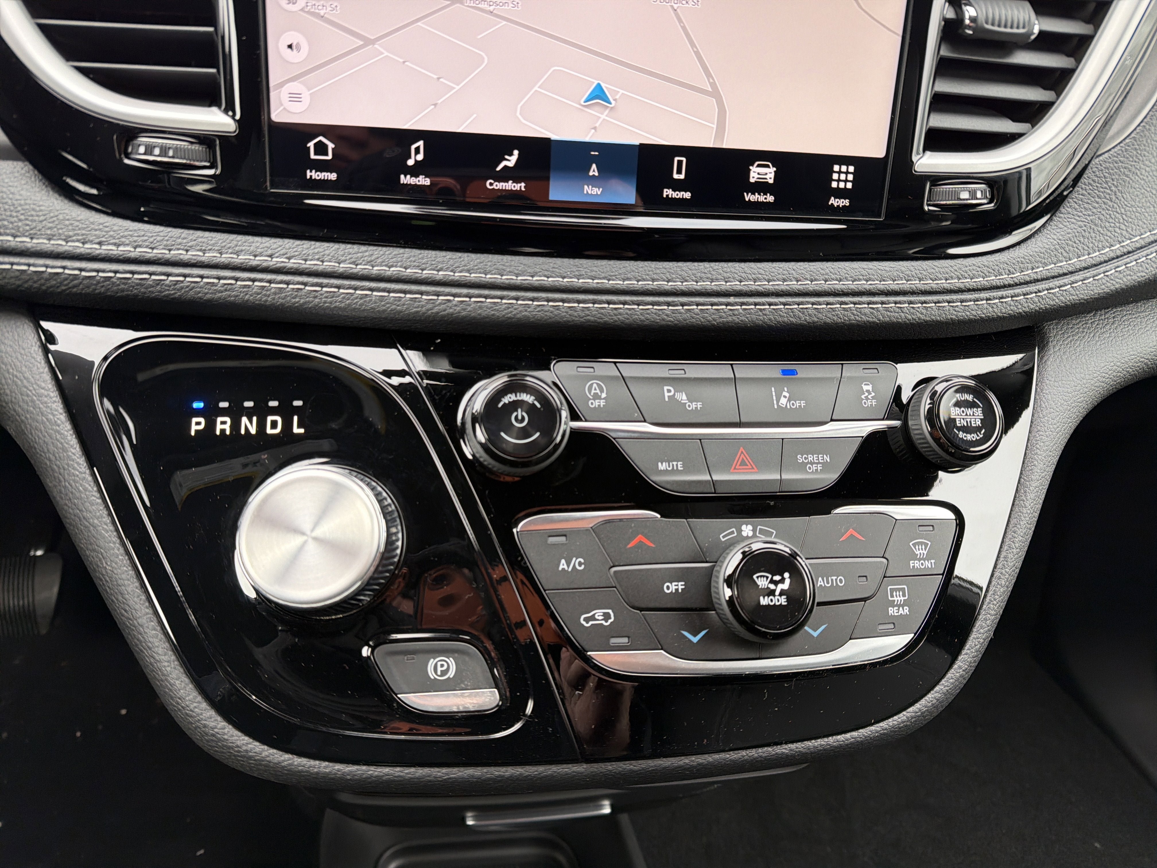 New 2026 Chrysler Pacifica Select image 20