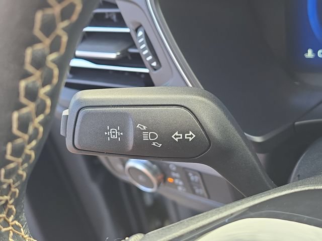 Certified 2022 Ford Escape Titanium w/ Titanium Elite Package AWD/4WD image 15