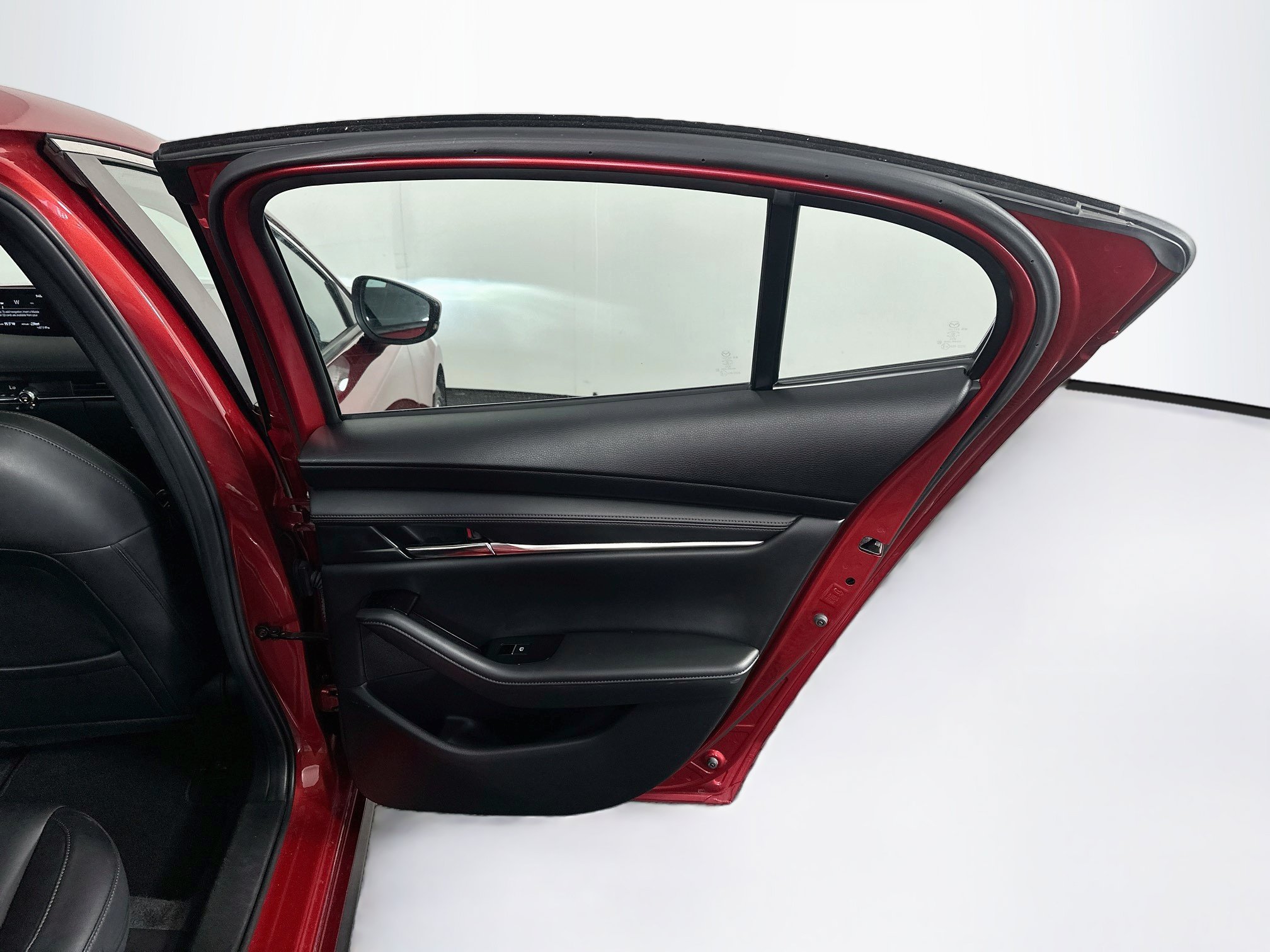 Used 2025 MAZDA MAZDA3 s FWD image 31