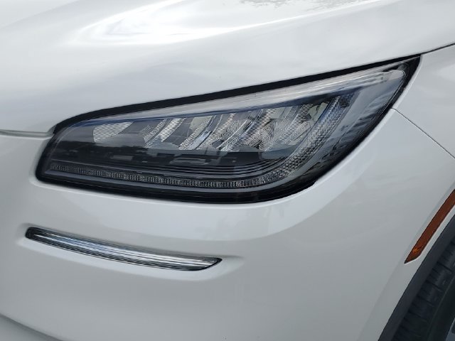 Used 2021 Lincoln Corsair FWD w/ Equipment Group 101A image 10