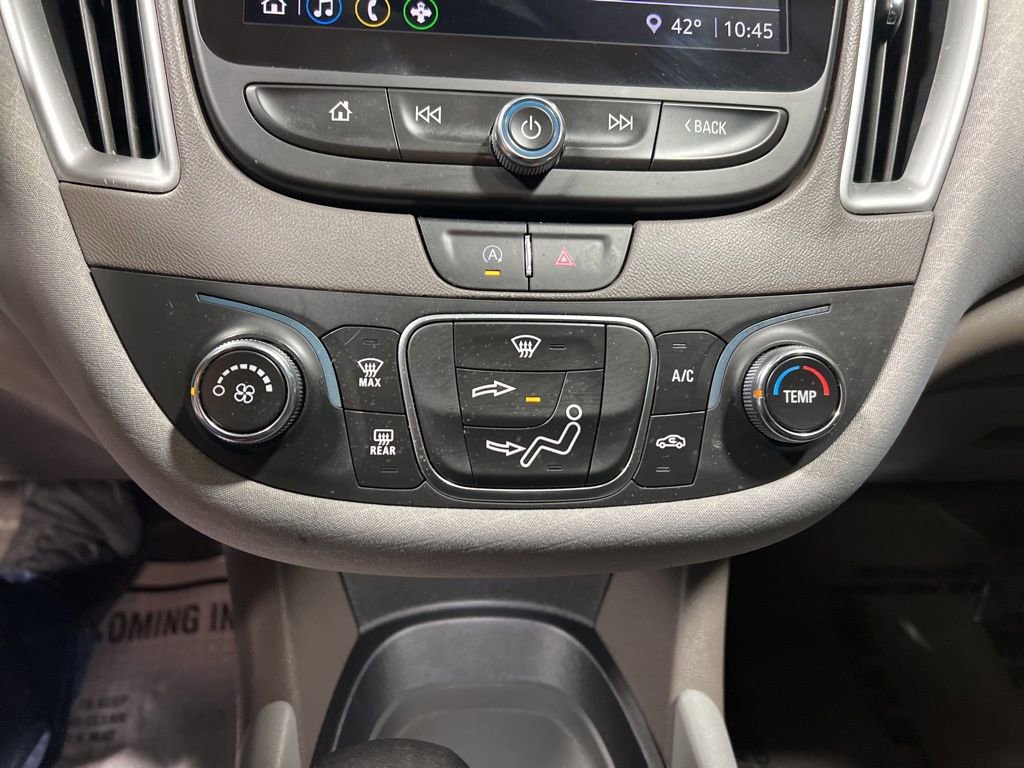 Used 2022 Chevrolet Malibu LS image 26