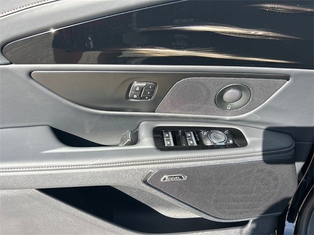 New 2025 Lincoln Nautilus Reserve w/ Jet Appearance Package image 18