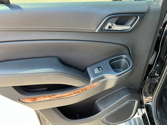 Used 2018 Chevrolet Tahoe Premier AWD/4WD image 17