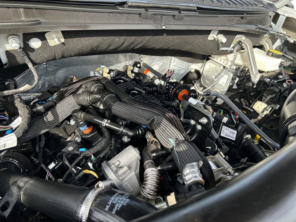 Used 2025 Ford Expedition Max Active image 30