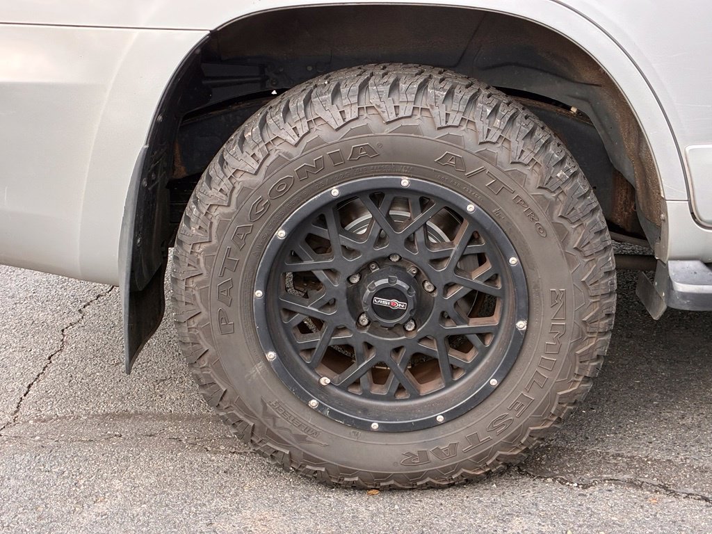 Used 2013 Toyota Land Cruiser AWD/4WD image 56