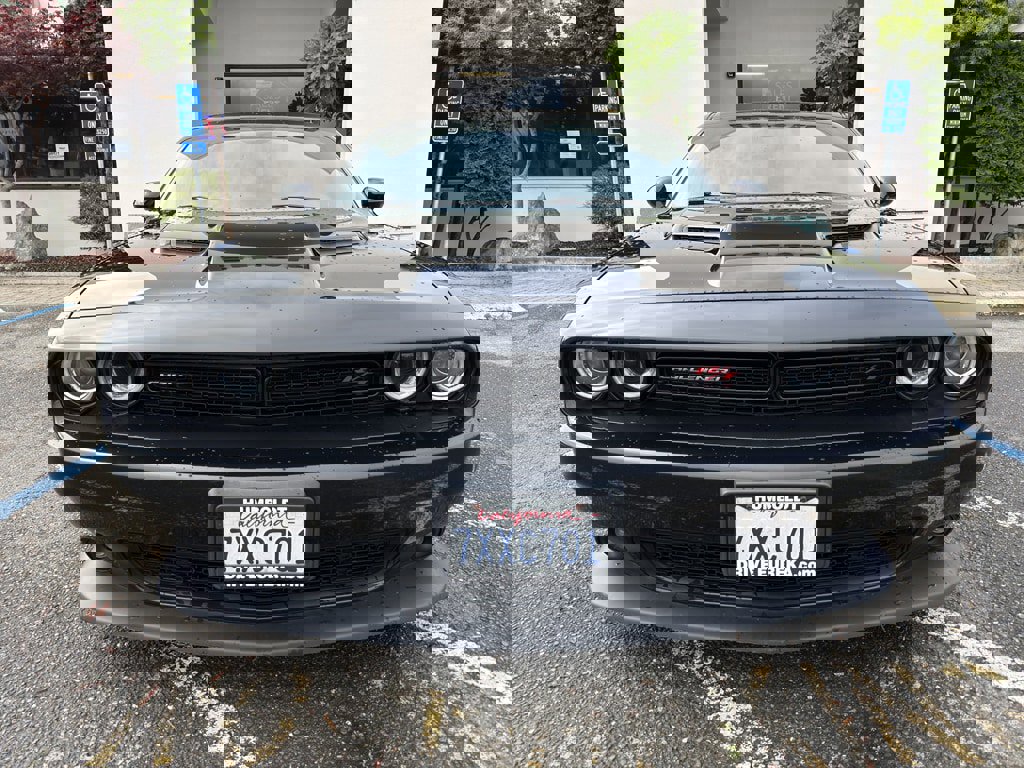 Used 2017 Dodge Challenger R/T Scat Pack w/ Leather Interior Group image 2