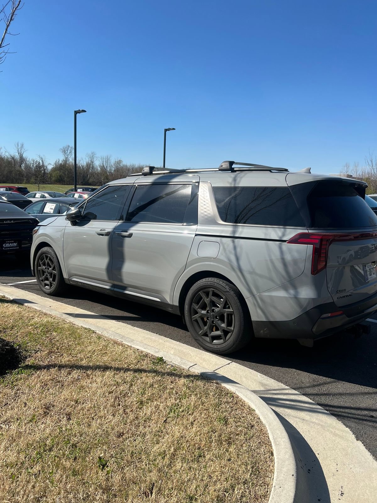 Used 2025 Kia Carnival SX Prestige image 4