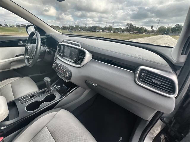 Used 2019 Kia Sorento SX w/ SX Touring Package image 28