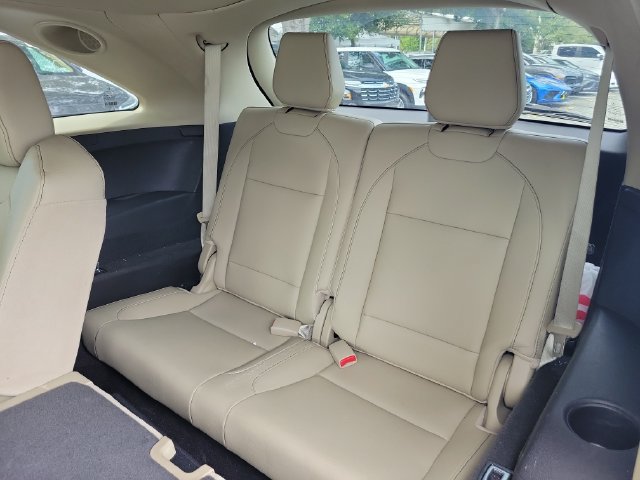 Used 2020 Acura MDX w/ Technology Package AWD/4WD image 17