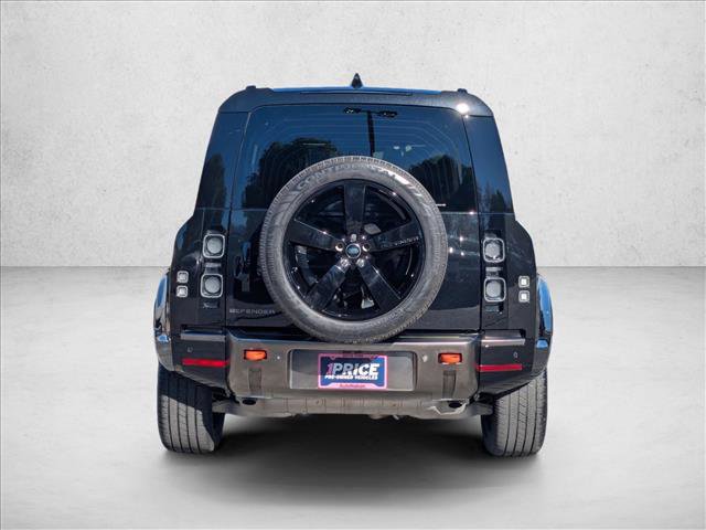 Used 2024 Land Rover Defender 110 X image 7