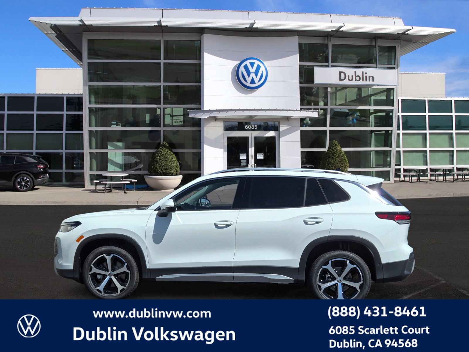 New 2026 Volkswagen Tiguan SE AWD/4WD image 7