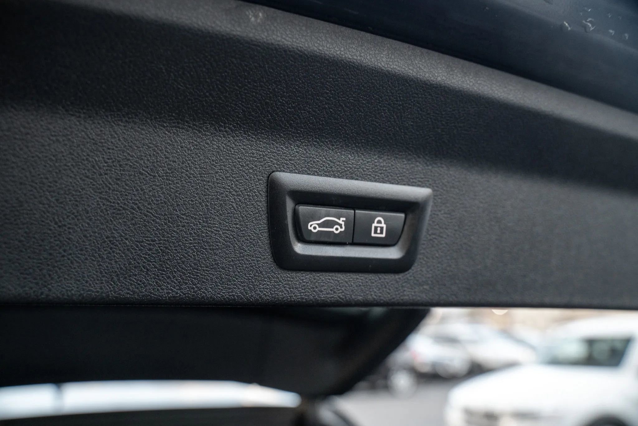 Used 2018 BMW X3 M40i image 11