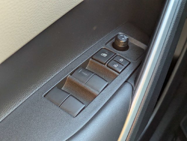 Certified 2026 Toyota Corolla Cross L FWD image 25