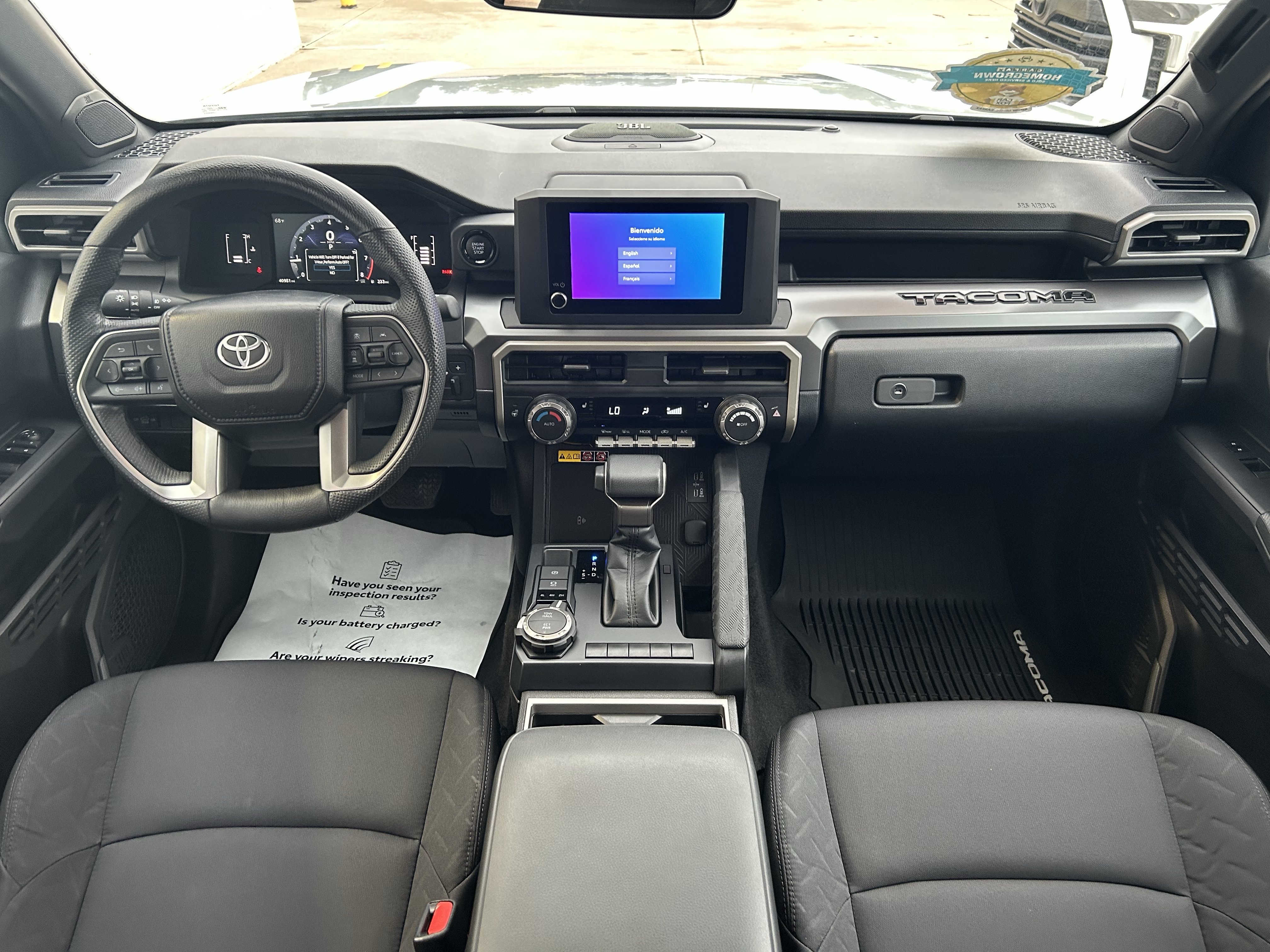 Certified 2024 Toyota Tacoma SR5 AWD/4WD image 19