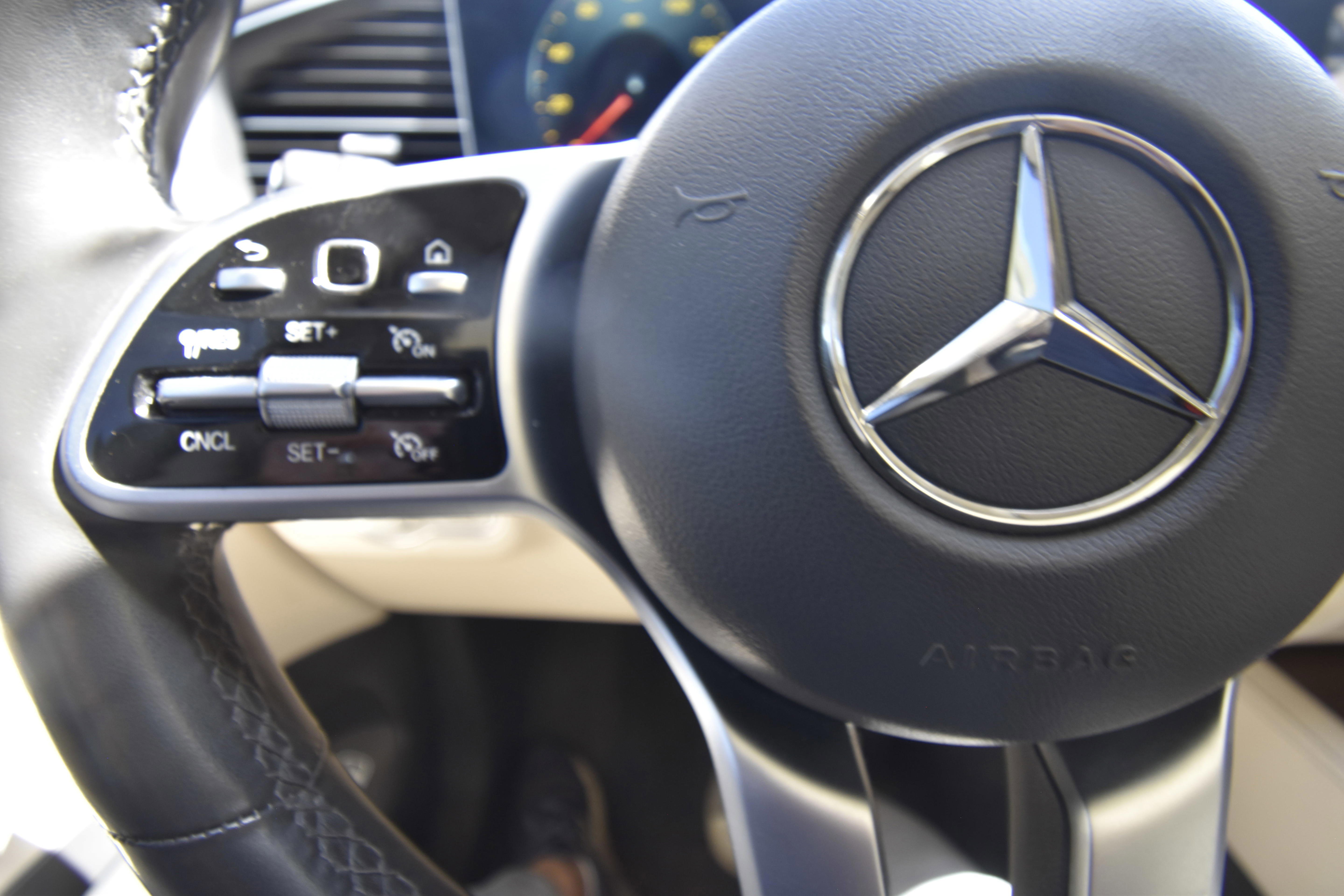 Used 2020 Mercedes-Benz GLE 350 image 14