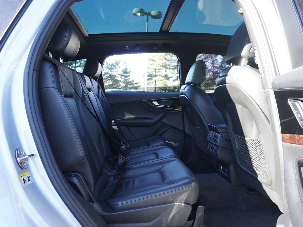 Used 2018 Audi Q7 3.0T Premium Plus w/ Premium Plus Package image 44