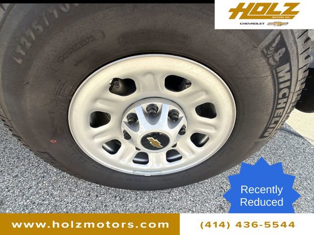 Certified 2026 Chevrolet Silverado 3500 W/T w/ Snow Plow Prep/Camper Package image 31