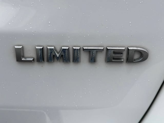 Used 2022 Jeep Grand Cherokee Limited AWD/4WD image 20