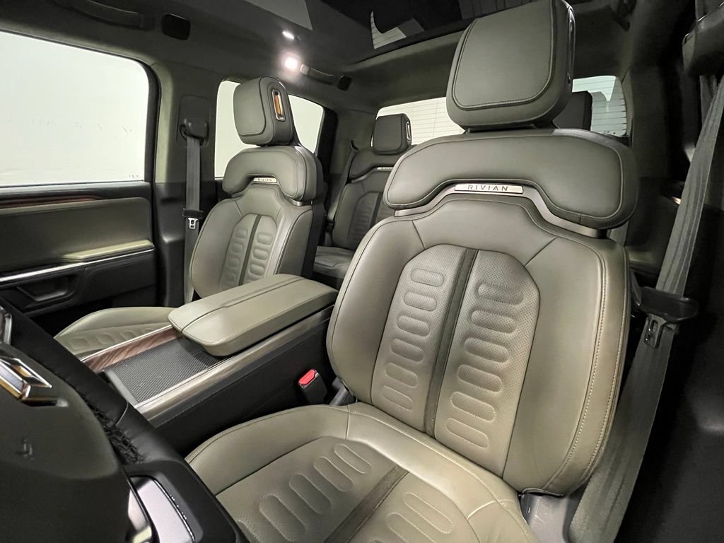 Used 2023 Rivian R1T Adventure AWD/4WD image 11