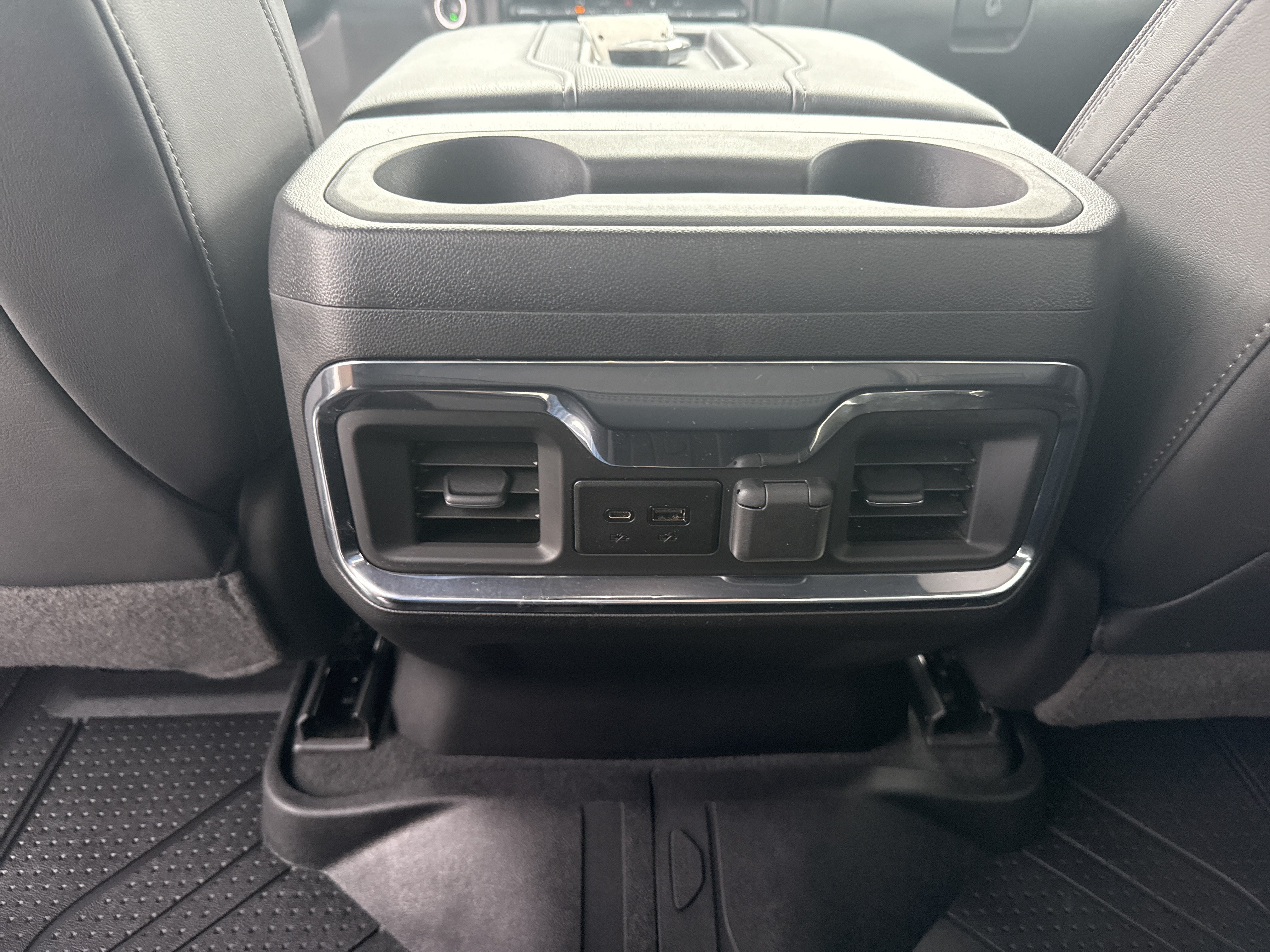 Used 2022 Chevrolet Silverado 2500 High Country AWD/4WD image 14