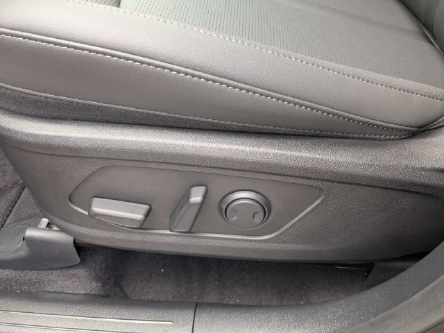 New 2026 Kia Sorento S FWD image 21