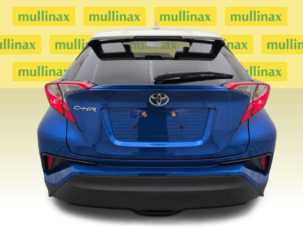 Used 2019 Toyota C-HR XLE FWD image 29