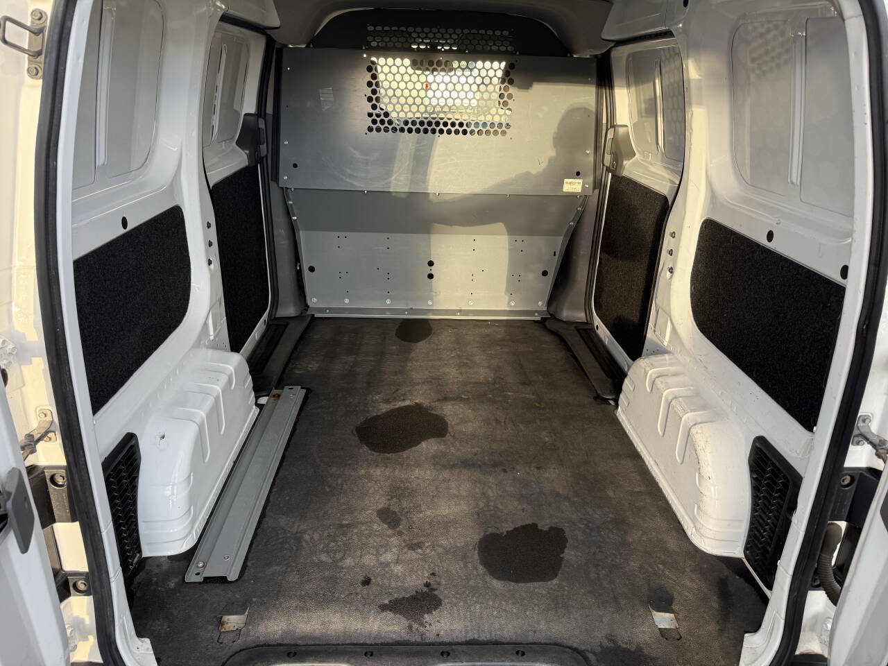 Used 2018 Nissan NV200 S w/ Back Door Glass Package image 9