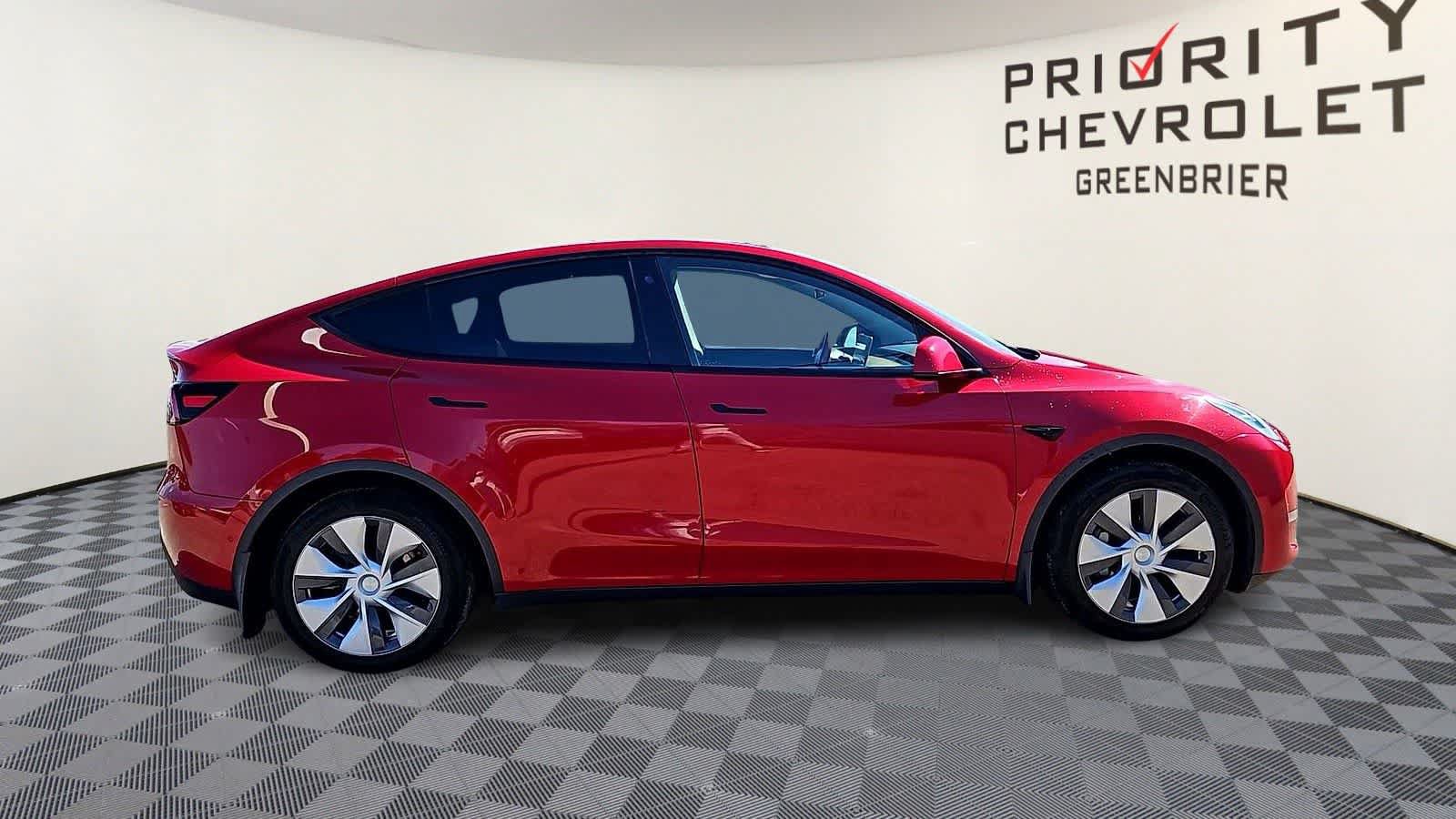 Used 2022 Tesla Model Y Long Range AWD/4WD image 9